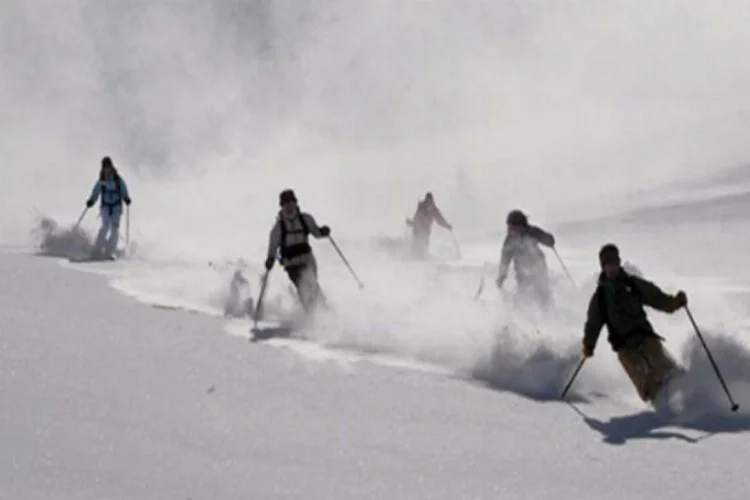 Avrupalı ve Rus kayakçılar, Kaçkar Dağları'nı tercih etti!