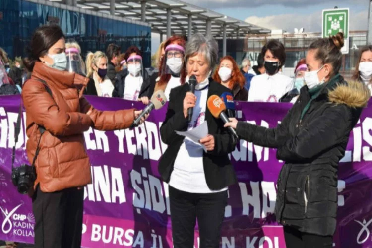 CHP Bursa İl Kadın Kolları Okumuş: Kadına şiddet politiktir