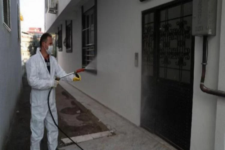 Pamukkale'de vaka görülen apartmanlarda dezenfeksiyon