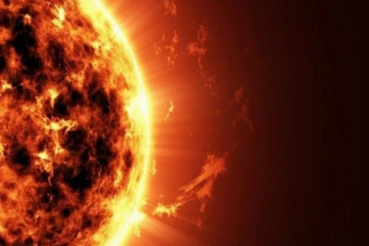 Bilim insanları Güneş'i karartacak!