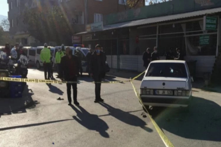 Bursa'da 4 kişinin yaralandığı silahlı çatışmanın görüntüleri ortaya çıktı