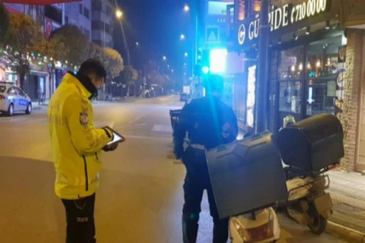Bursa'da sokağa çıkma kısıtlamasına yönelik denetimler sürüyor