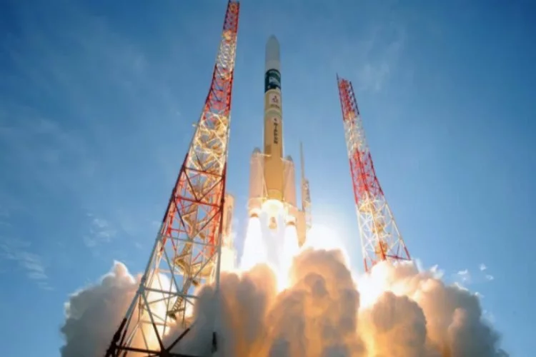 Japonya, iki yüksek hız kapasiteli iletişim uydusunu fırlattı