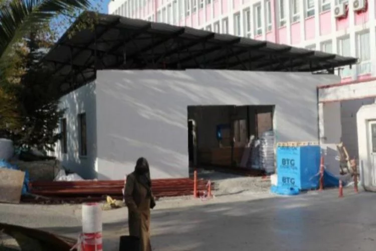 Kovid-19 tedavisi için hastaneye ek bina yapılıyor