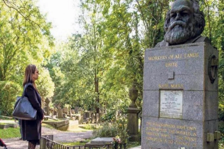 Marx'ın yattığı mezarlığa dükkân!