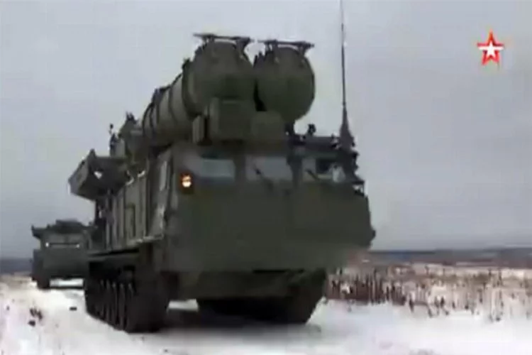 Rusya, Kuril Adaları'na ilk defa S-300 konuşlandırdı
