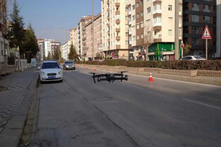 Eskişehir'de drone ile yaya geçidi denetimi