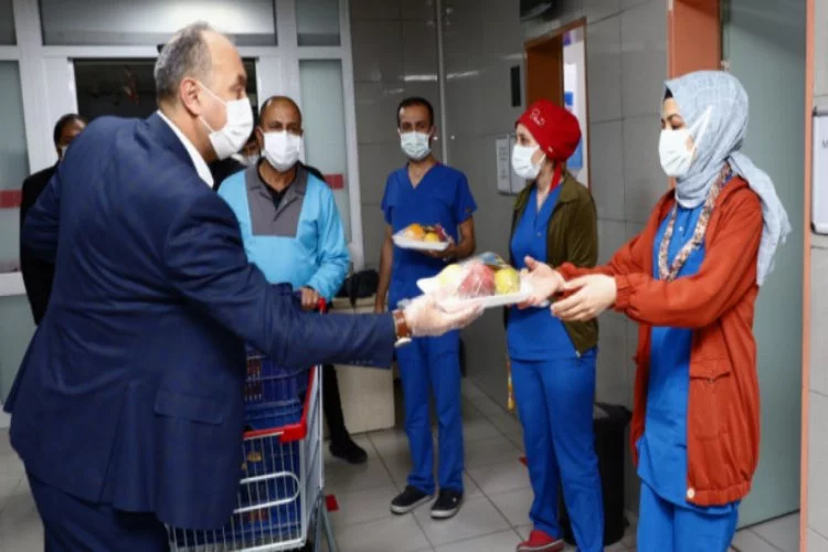 Bursa'da sağlıkçılara vitamin takviyesi