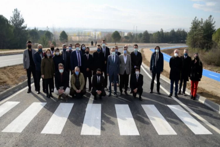 Bursa Uludağ Üniversitesi'nin yenilenen yolu trafiğe açıldı