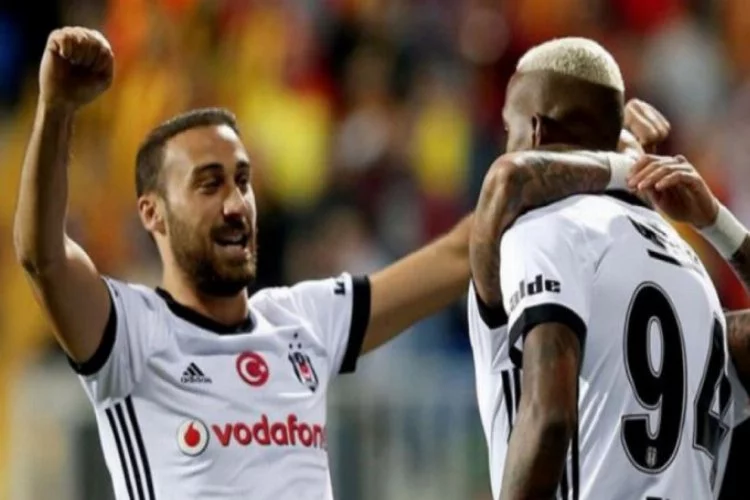 Yaptığı paylaşımla Beşiktaş'a dönüş sinyali verdi