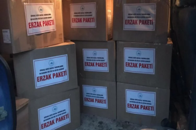Bursa'da köy derneği ihtiyaç sahibi ailelere erzak dağıttı