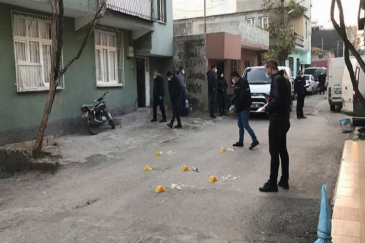 Adana'da ses bombası paniği!