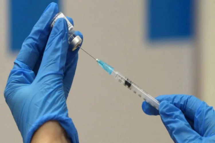 Fransa koronavirüs aşısına pazar günü başlıyor