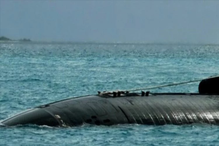 Bomba iddia: İsrail denizaltısı, İran'a gözdağı veriyor