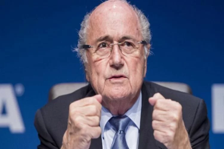 Eski FIFA Başkanı Blatter hakkında suç duyurusu