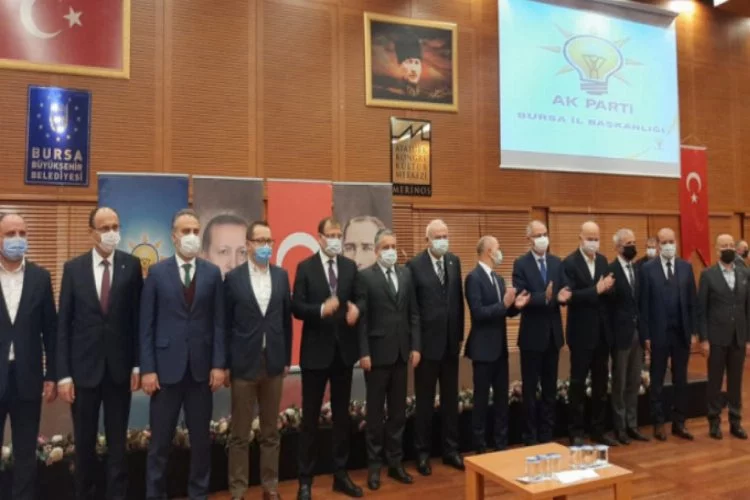 AK Parti Bursa İl Başkanı Davut Gürkan görevi teslim aldı