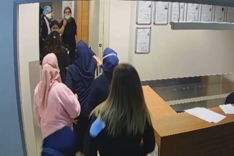 Bursa'da emzirme odasına birlikte alınmayan anne-kız hemşireye saldırdı!