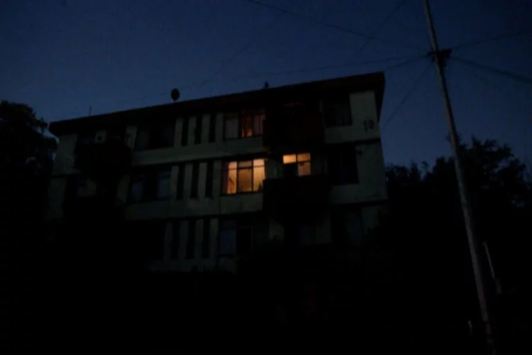 Meksika'daki yangınlar milyonlarca kişiyi elektriksiz bıraktı