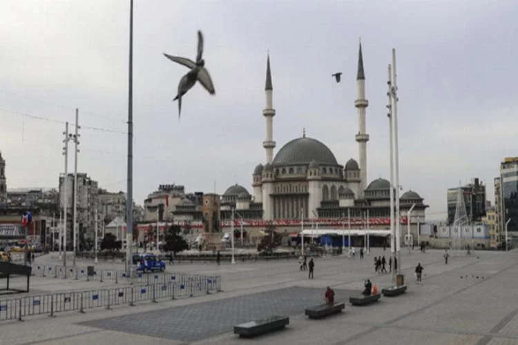 İstanbul'da sokağa çıkma kısıtlamasının son günü sessizlik