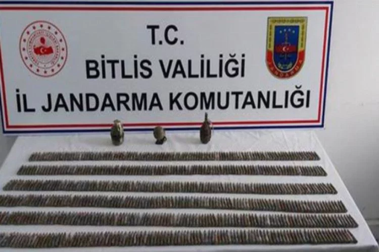 Bitlis'de PKK sığınaklarında mühimmat ele geçirildi