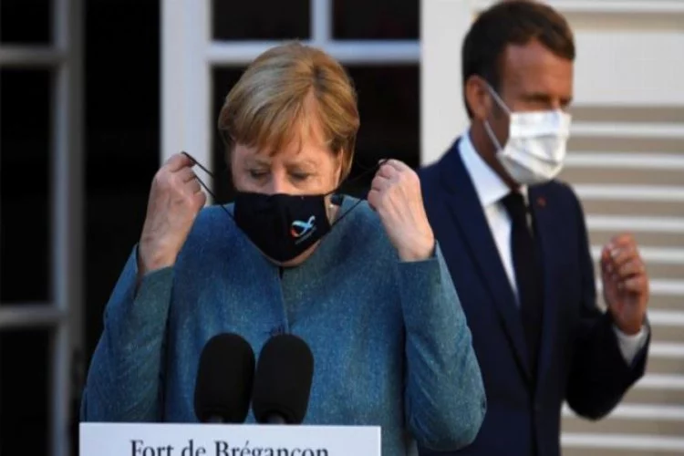 Almanya'da korona alarmı! Merkel sıcak gelişmeyi duyurdu