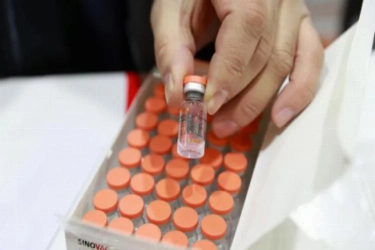 Çin aşısının sonuçları umut verici! Ağır koronavirüs vakalarında...