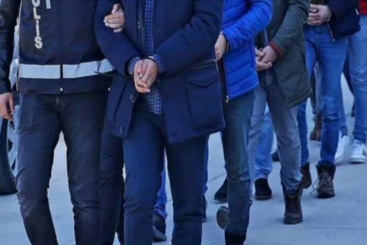 Bursa merkezli FETÖ operasyonunda 17 şüpheli gözaltında