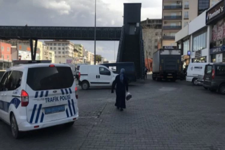 Bursa'da kamyonun altında kalan kadın hayatını kaybetti!