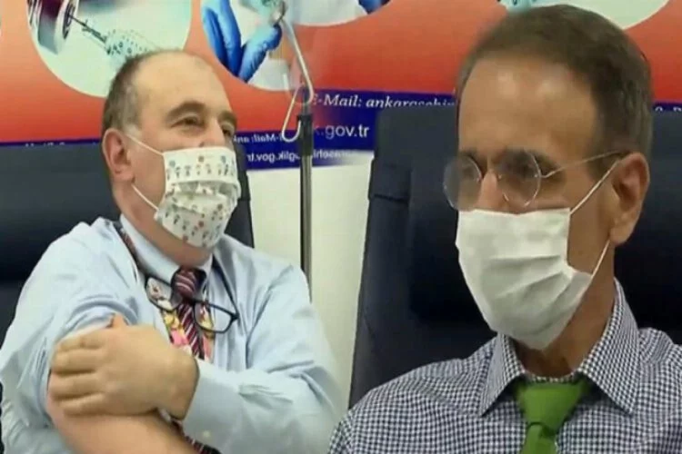 Ateş Kara ve Mehmet Ceyhan koronavirüs aşısı oldu