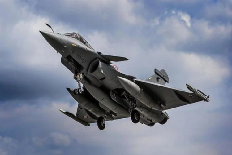 Yunanistan, Fransa'dan Rafale savaş uçakları satın alınmasını onayladı