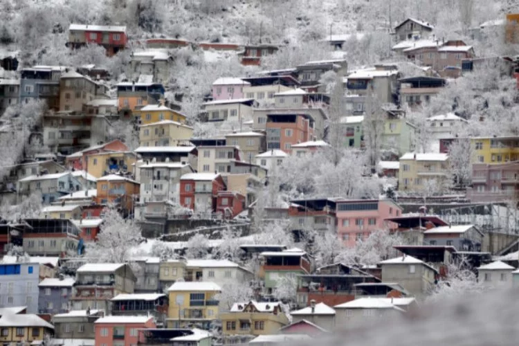 Bursa'da kartpostallık 'kar' manzarası büyüledi
