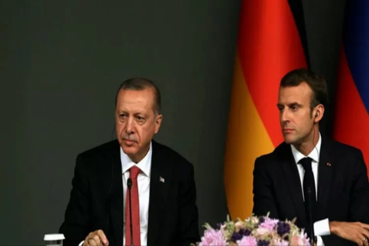 Çavuşoğlu: Macron, Erdoğan'a ilişkileri geliştirmek istediğini anlatan bir mektup gönderdi