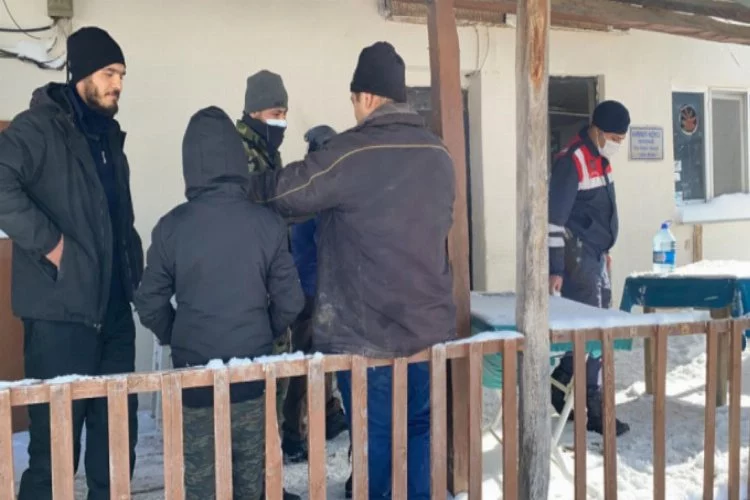 Bursa'da 8 maceraperestin 3 günlük kar esareti ceza ile bitti!