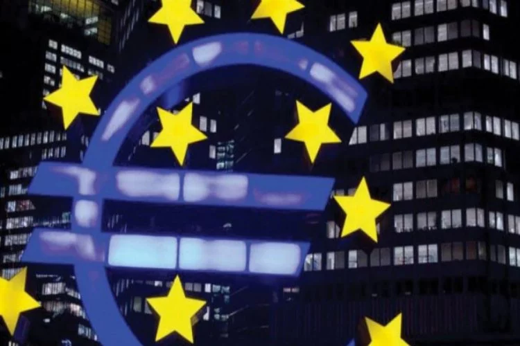 Euro Bölgesi'nin kamu borcu koronavirüs nedeniyle artıyor