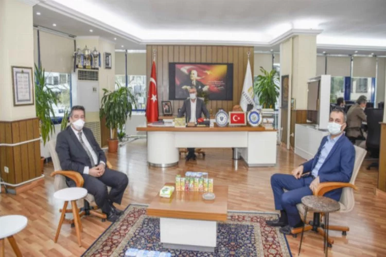 Bursa Karacabey Belediye Başkanı Özkan, sağlık çalışanlarına teşekkür etti