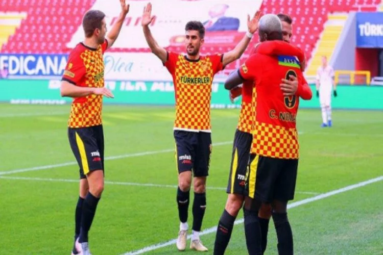 Göztepe Gençler'i 4 golle dağıttı!