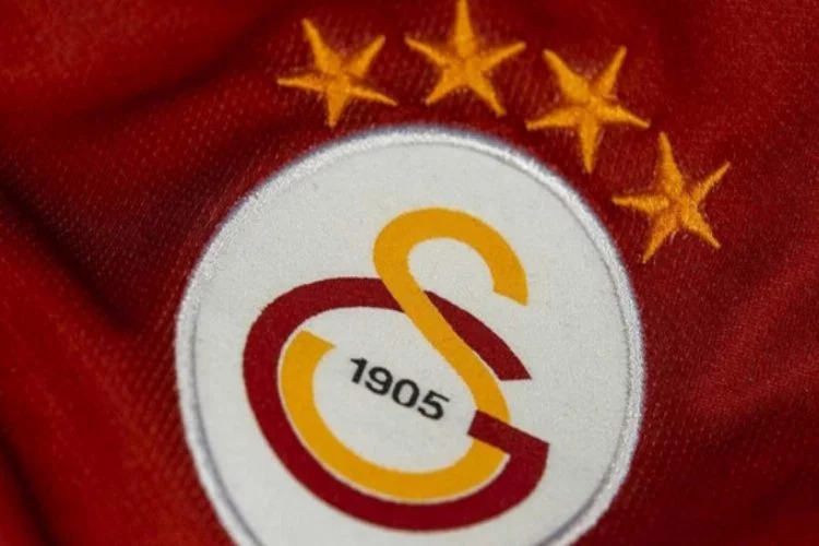 Galatasaray'da ilk ayrılık!