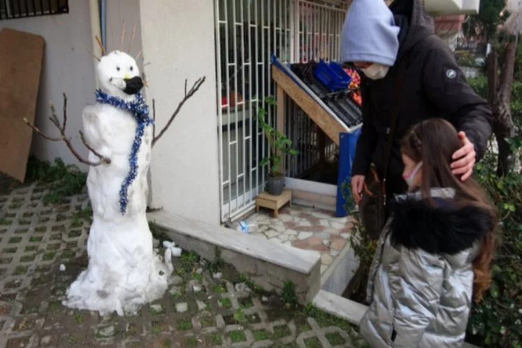 Kardan adamı çalınan Zeynep'e sürpriz yaptılar!
