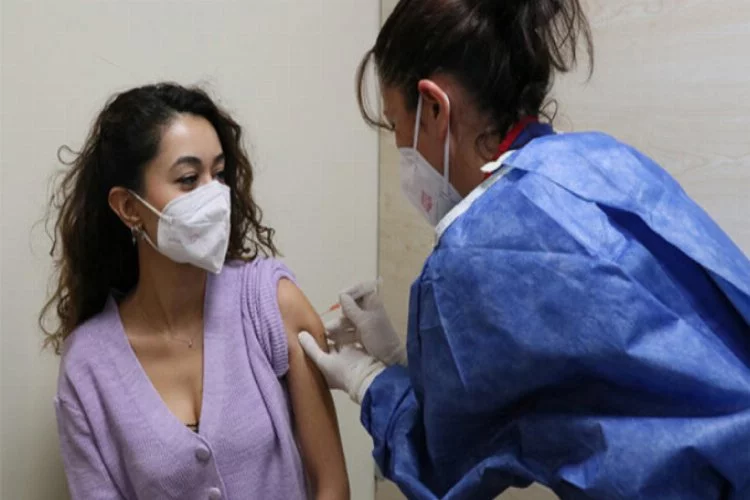 Türkiye'nin tamamına 1,2 milyon koronavirüs aşı uygulandı