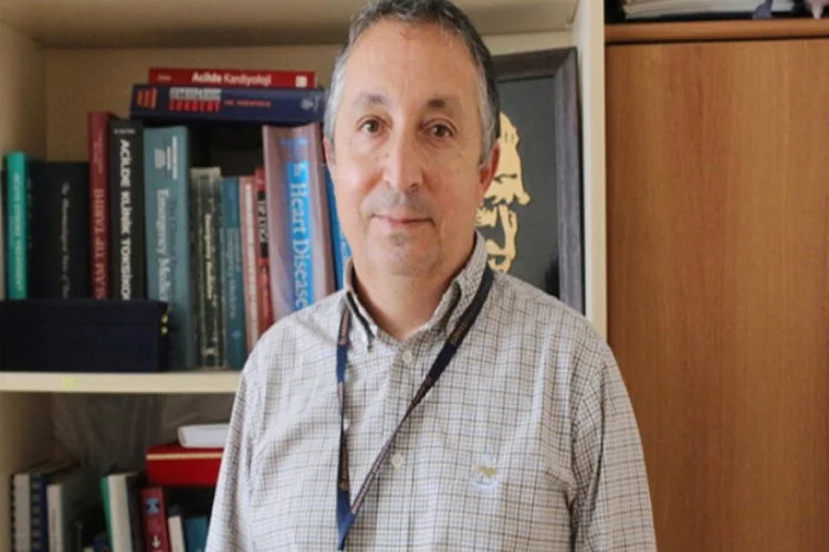 Hastalığı yenen Prof. Dr. Çete: Koronavirüs aşısı önemli bir silah