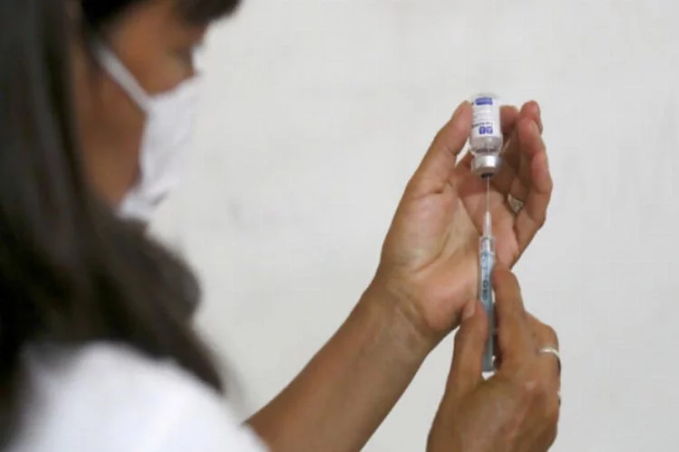 Rus aşısıyla ilgili önemli açıklama: Milyonlarca doz üretilebiliriz