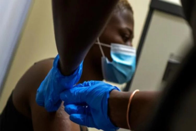 Bilim Kurulu Üyesi Prof. Dr. Ünal: Bir daha aşı yapılması zorunlu hale gelebilir
