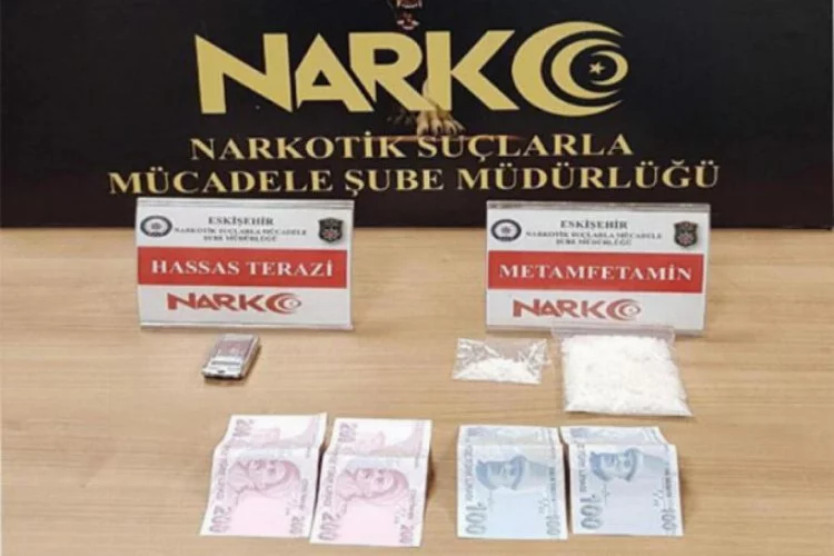 Eskişehir'de uyuşturucu operasyonunda 3 tutuklama