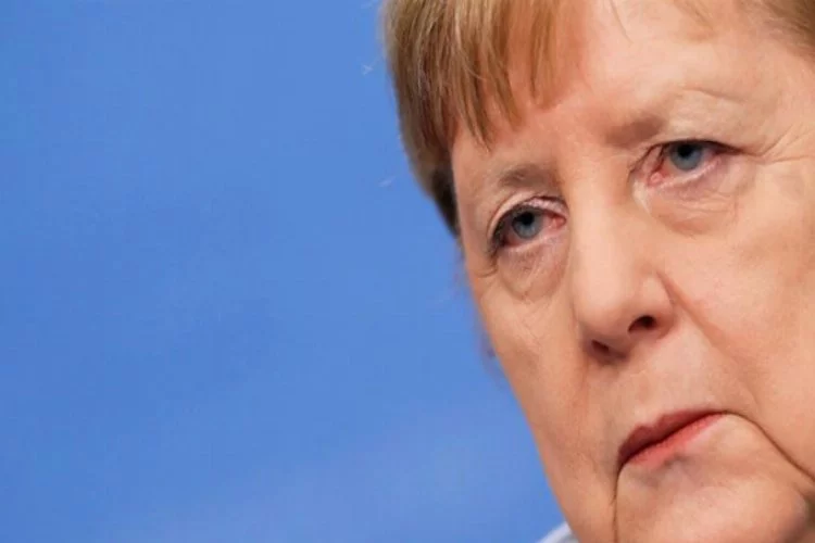 Merkel korkuttu! Beklenen olmayacak...