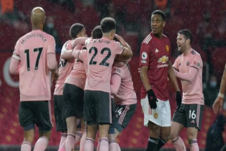 Manchester United, Premier Lig'de 13 maç sonra mağlup oldu