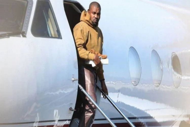 Kanye West geri döndü