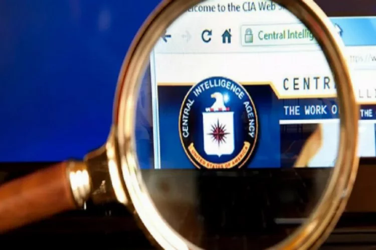 CIA'den eski ajanlarına uyarı: Sosyal medyada çok konuşmayın