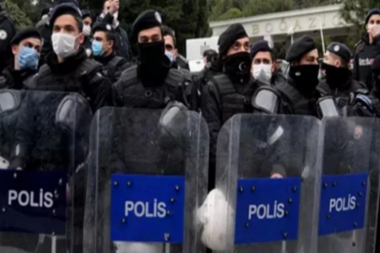 Kadıköy'de Boğaziçi protestolarına tutuklama