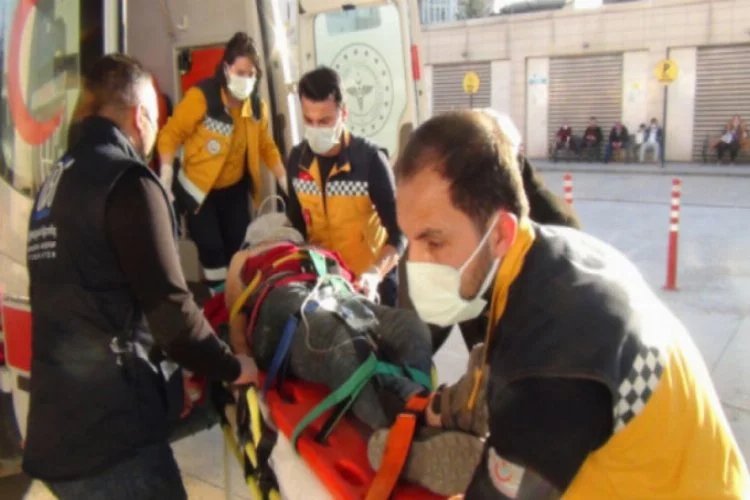 Bursa'da asansör boşluğuna düşerek yaralanan işçi yaşamını yitirdi