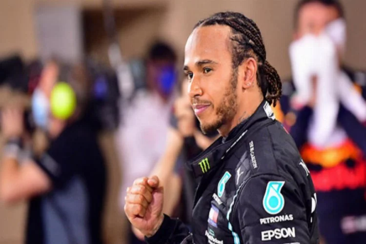 Mercedes'den Lewis Hamilton ile yeni sözleşme!